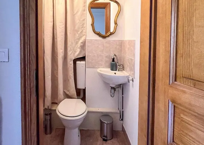 & Quiet, Full For 8 Tresor Cache * Colmar