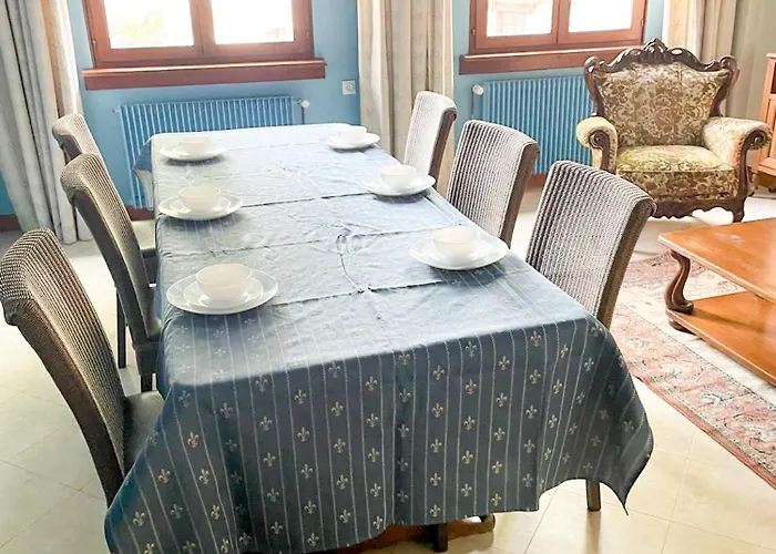 & Quiet, Full For 8 Tresor Cache * Colmar